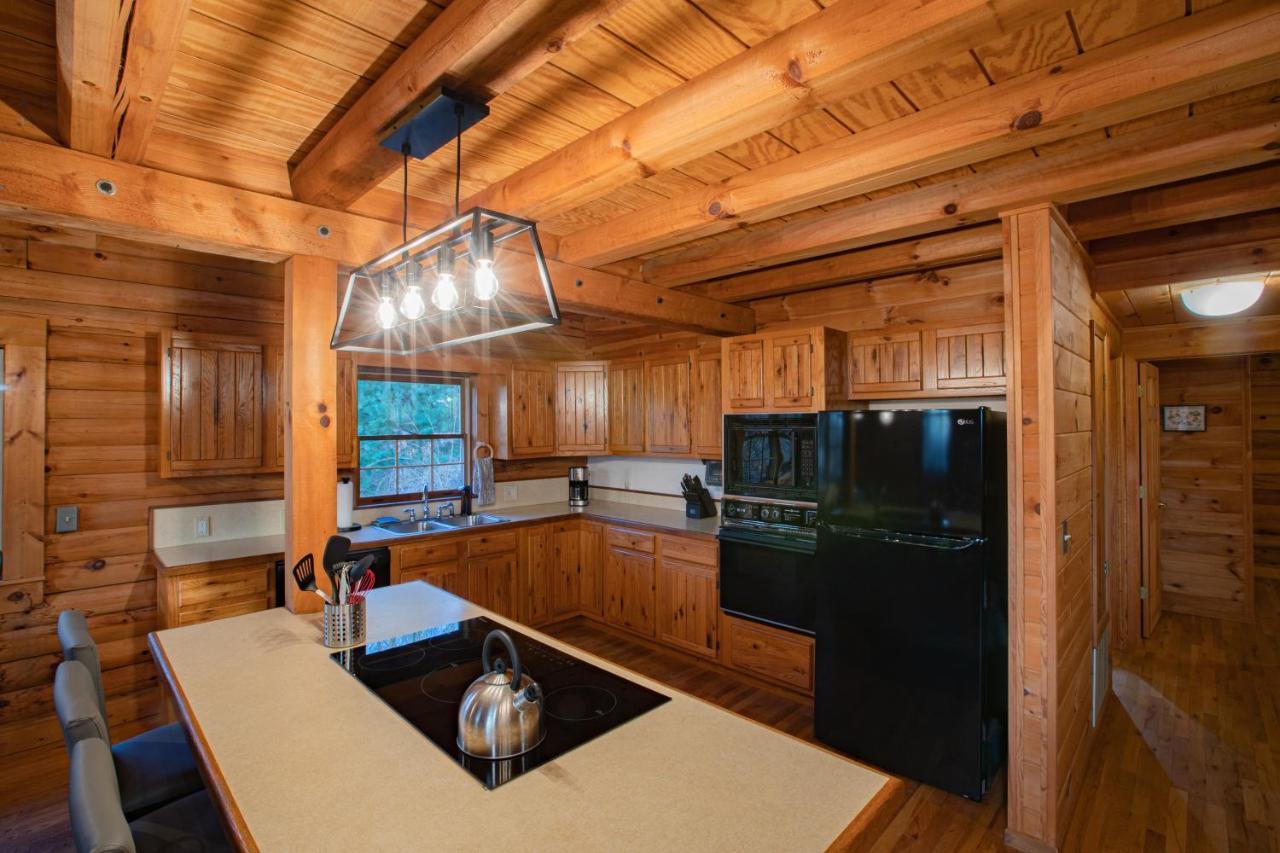 Treetops Cabin Easy To Asheville With Fast Wifi And Great View Swiss ภายนอก รูปภาพ